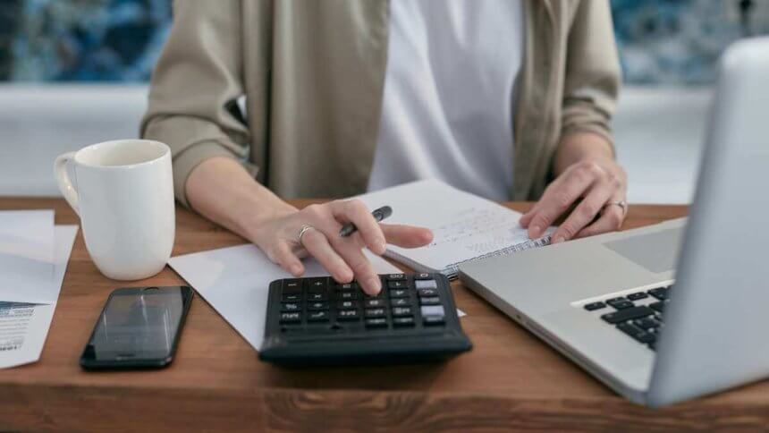 7 reasons why you need invoicing software