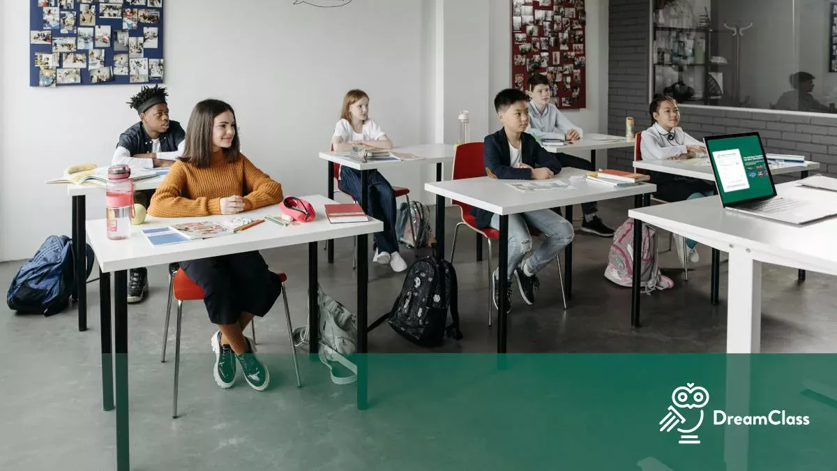 School management software with automated attendance tracking?